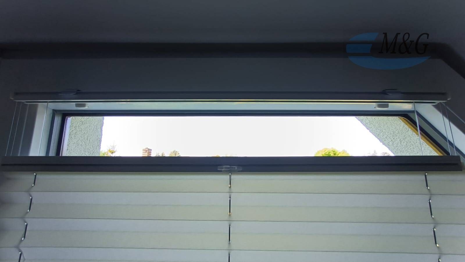 Plisa na oknie trapezowym