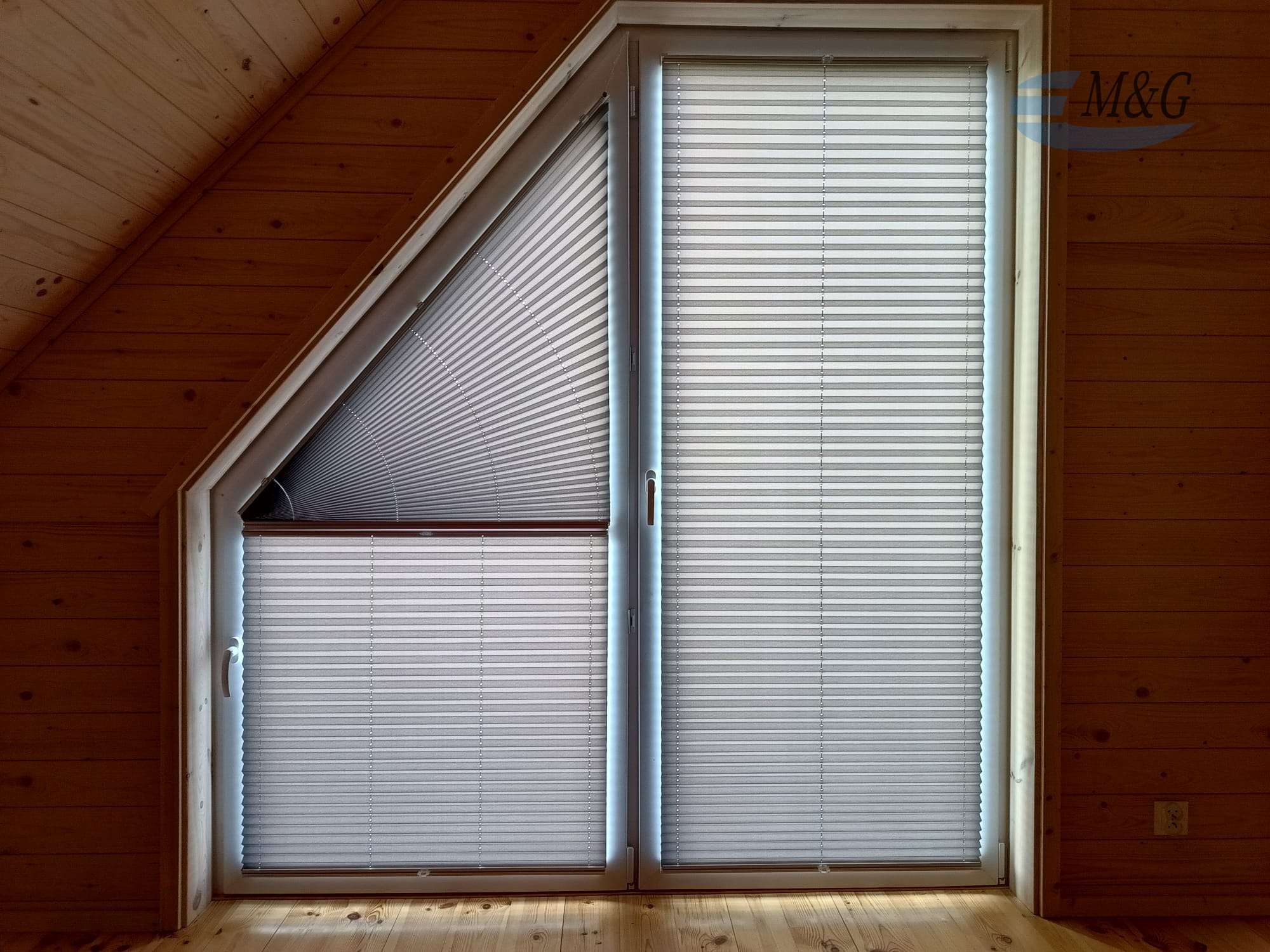 M&G | Plisy standard