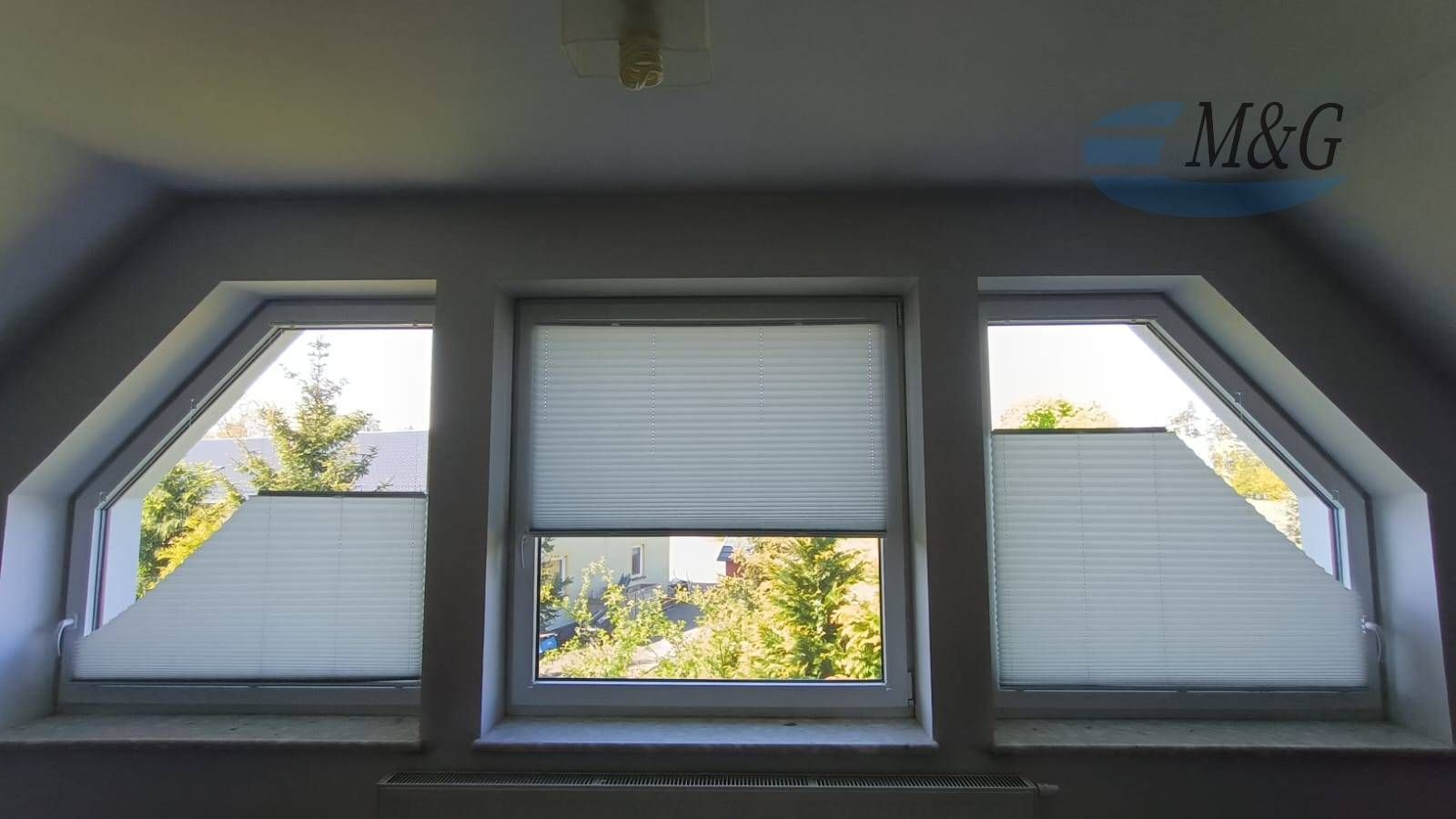 Plisy kształty - okno trapezowe