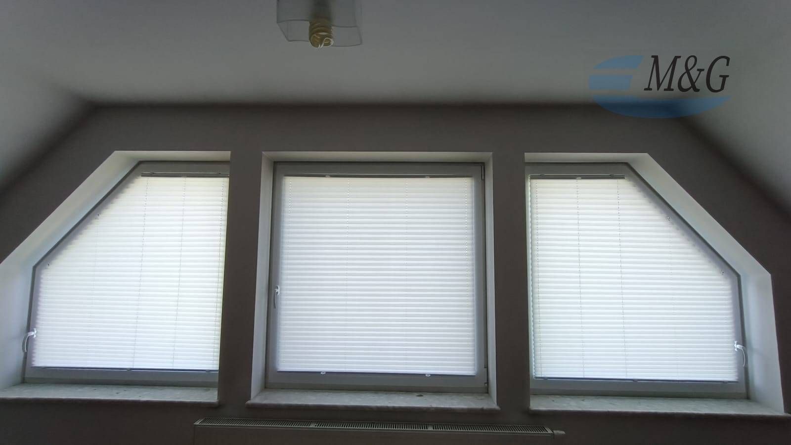 Plisy kształty - okno trapezowe